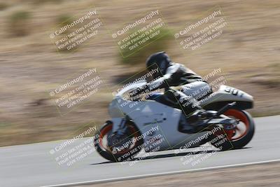 media/Apr-20-2025-AHRMA (Sun) [[393a79c373]]/Race/Group 10/Turn 4b/